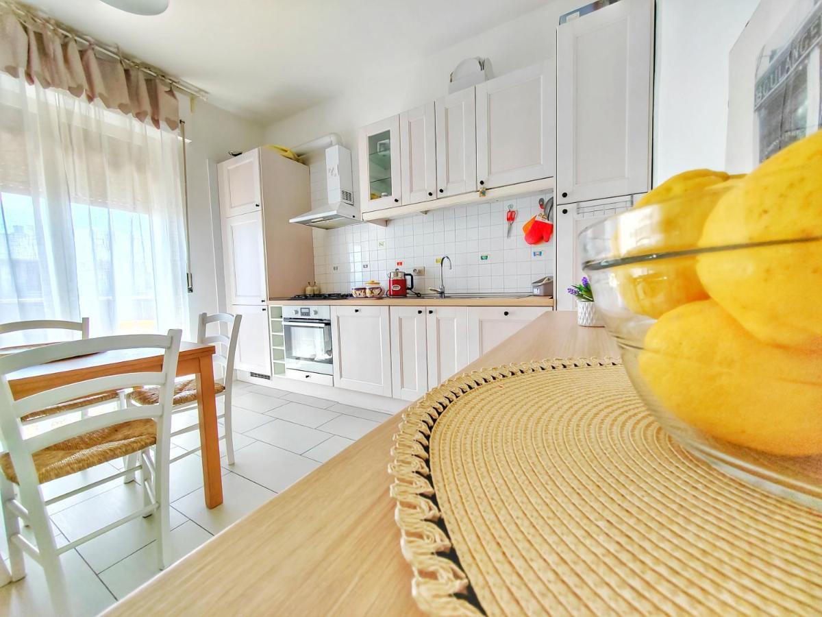 Dimora Sea View Apartment โมโนโปลี ภายนอก รูปภาพ