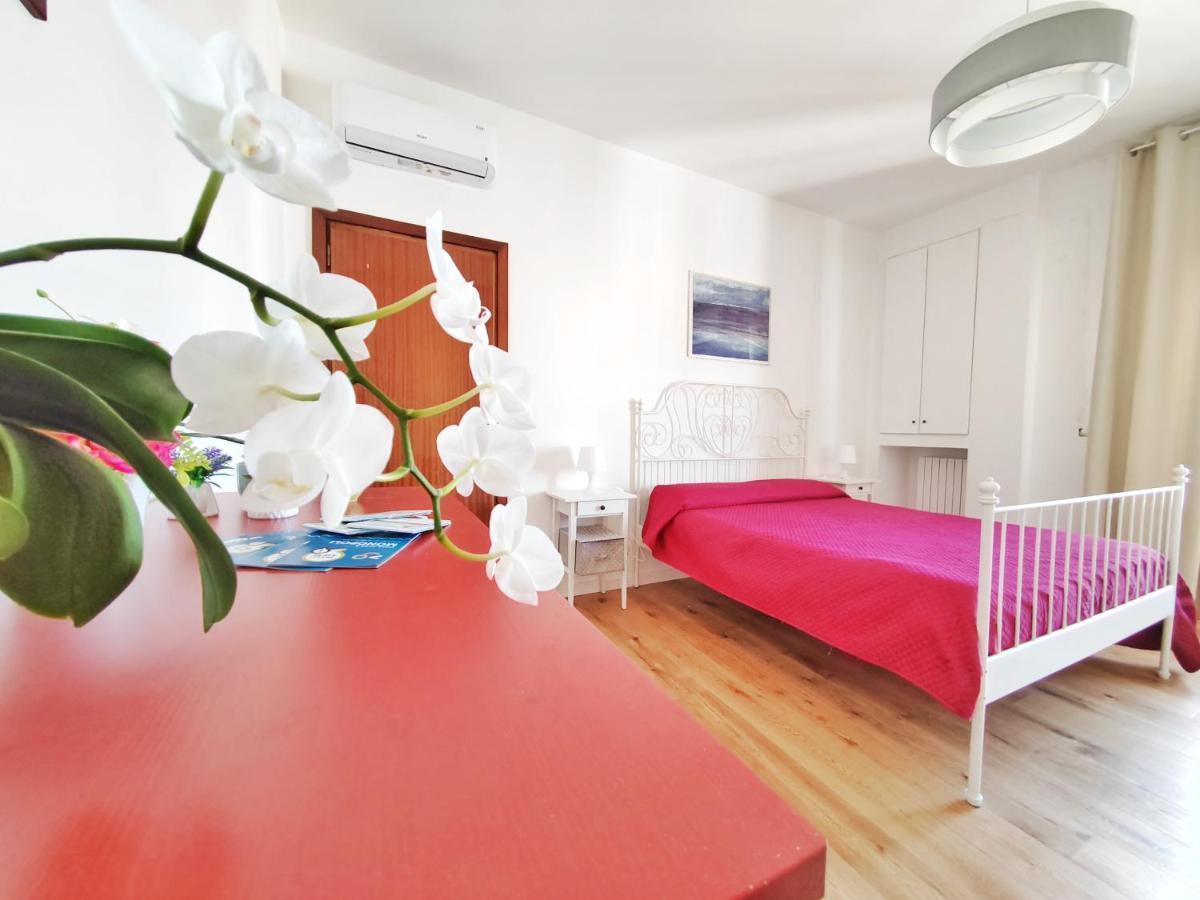 Dimora Sea View Apartment โมโนโปลี ภายนอก รูปภาพ