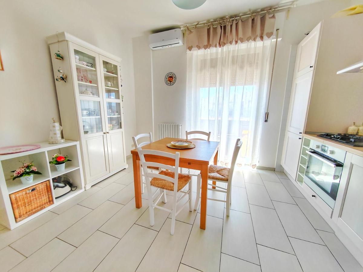 Dimora Sea View Apartment โมโนโปลี ภายนอก รูปภาพ