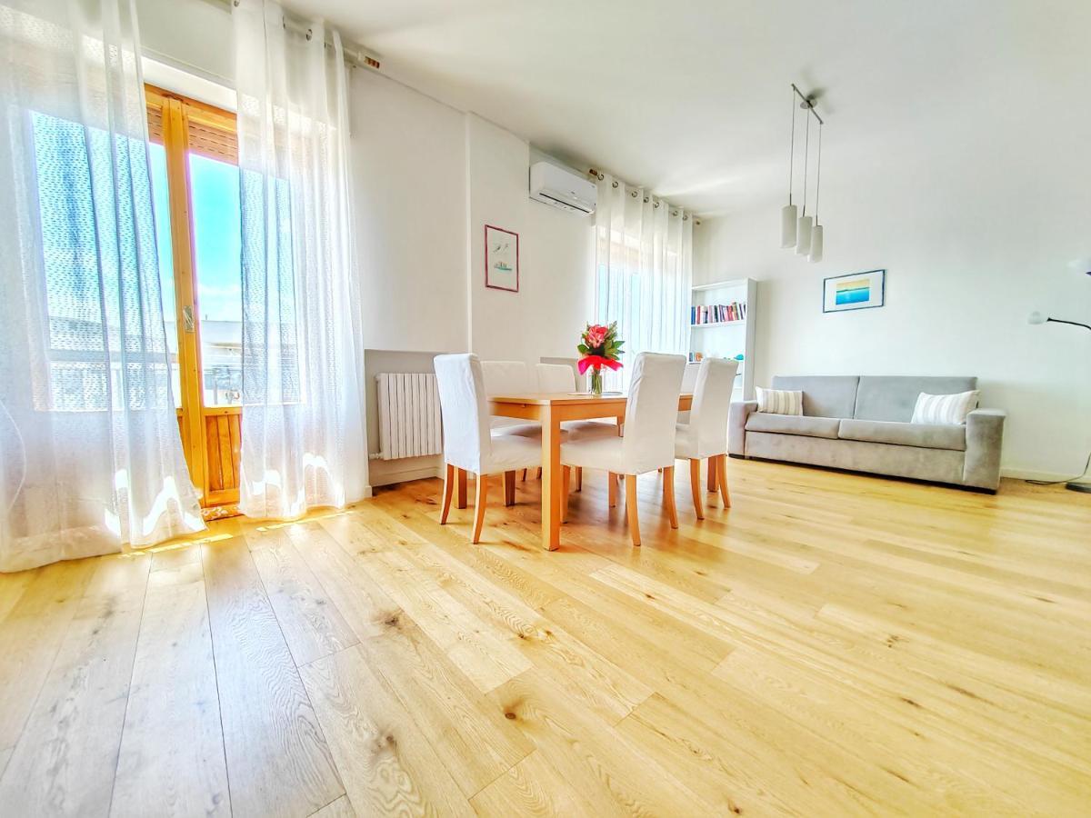 Dimora Sea View Apartment โมโนโปลี ภายนอก รูปภาพ