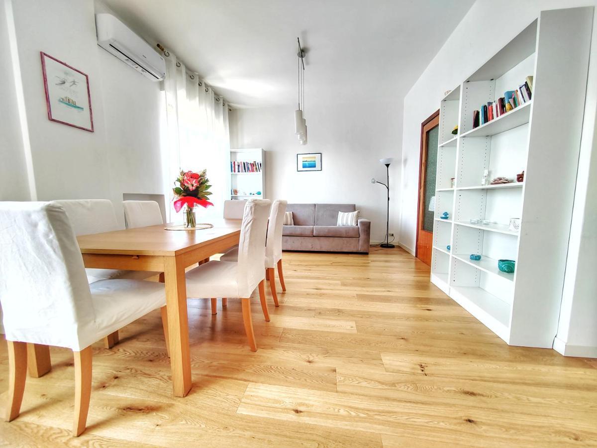 Dimora Sea View Apartment โมโนโปลี ภายนอก รูปภาพ