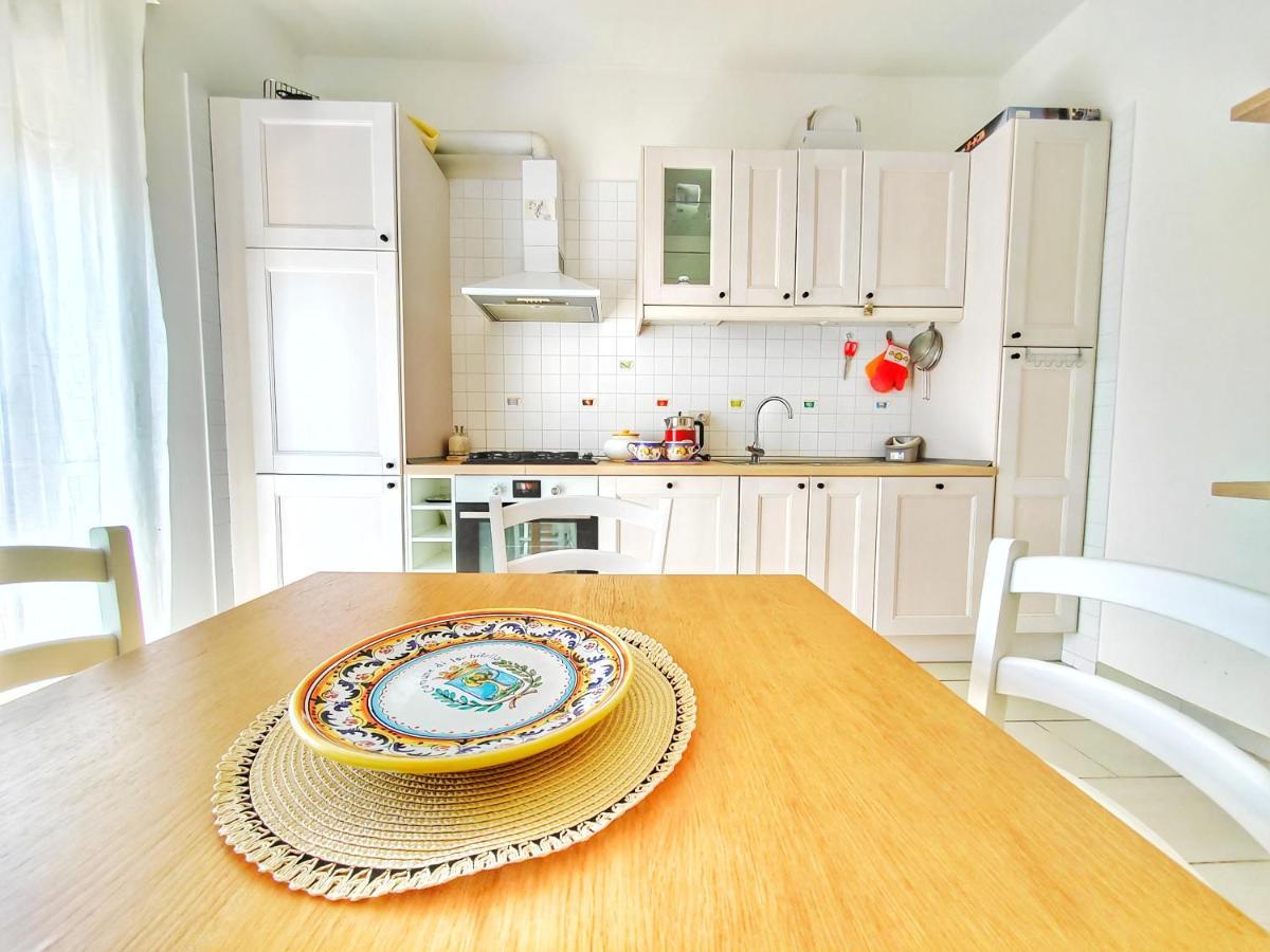 Dimora Sea View Apartment โมโนโปลี ภายนอก รูปภาพ