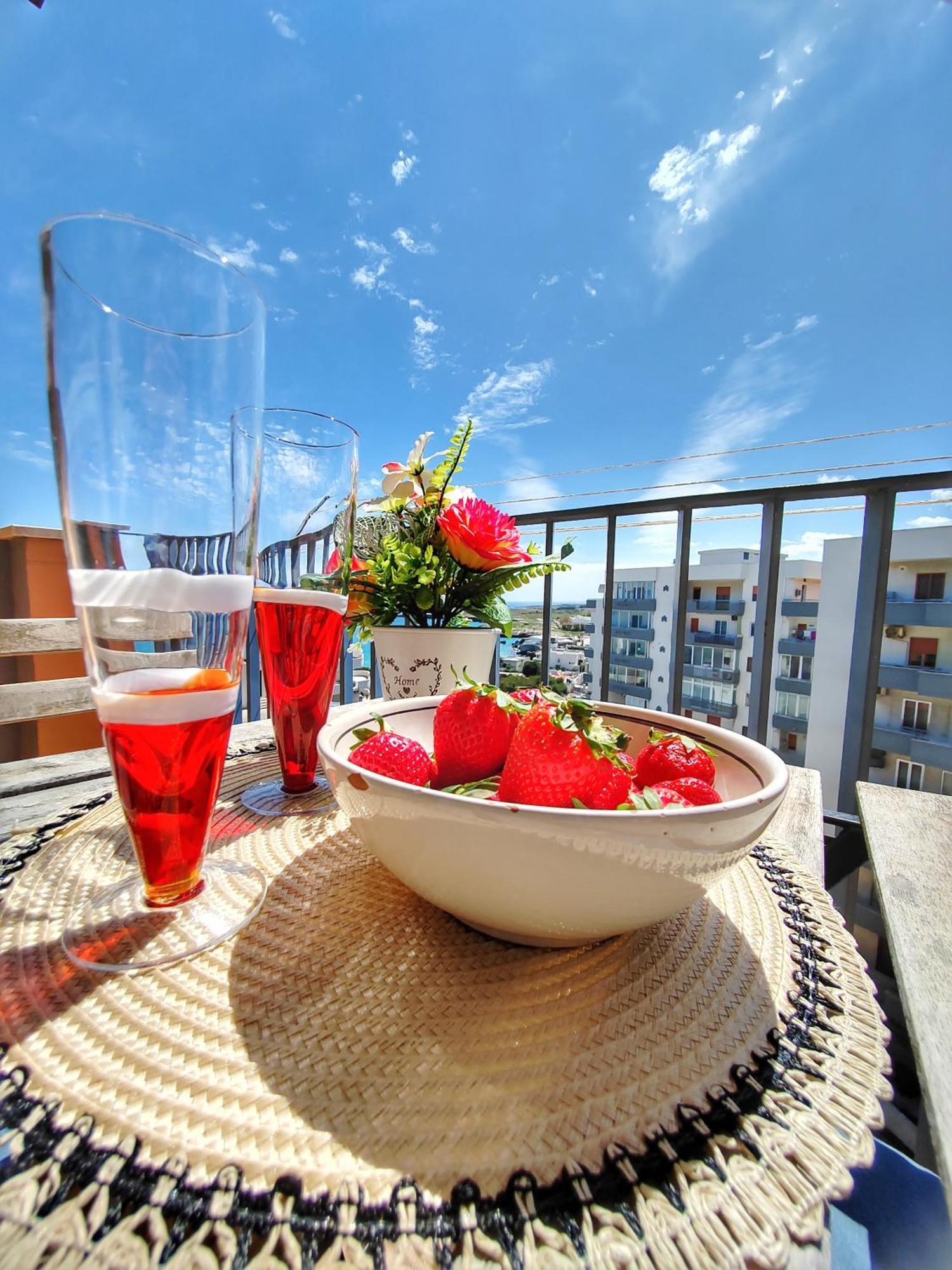 Dimora Sea View Apartment โมโนโปลี ภายนอก รูปภาพ
