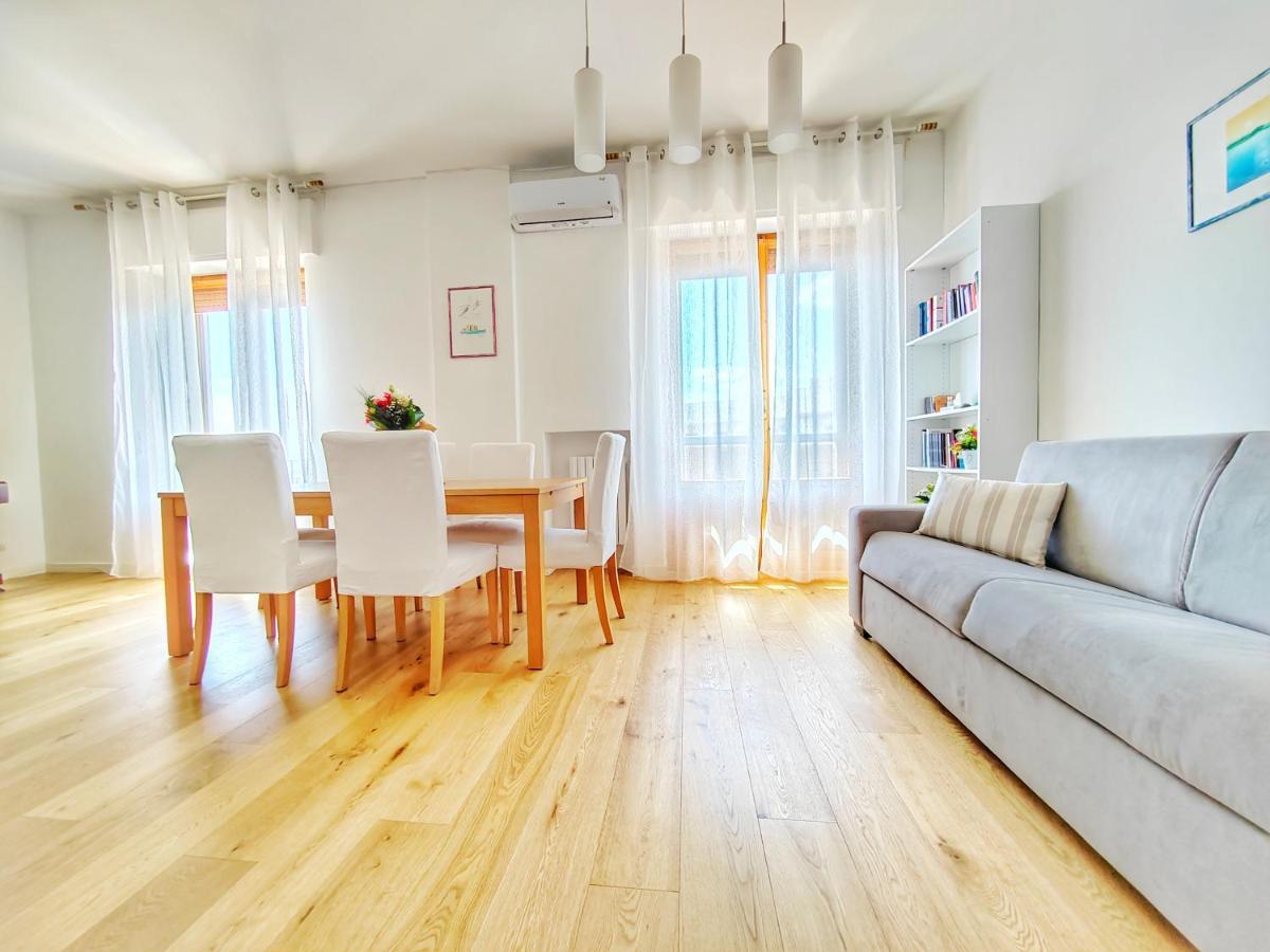 Dimora Sea View Apartment โมโนโปลี ภายนอก รูปภาพ